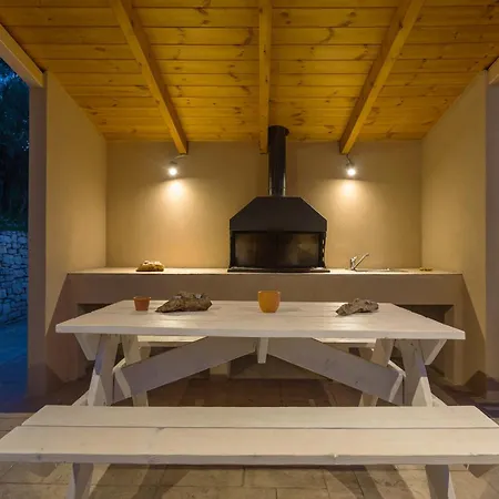 Elia 1 阿利卡纳斯