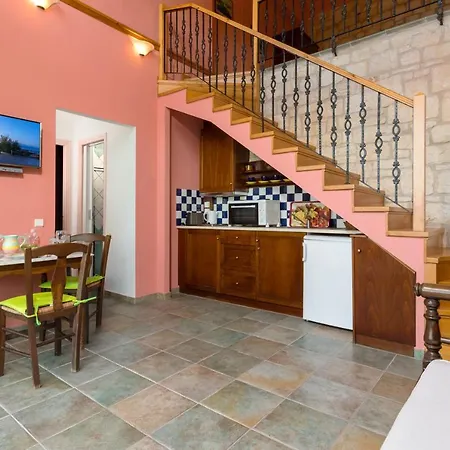Elia 1 Villa *